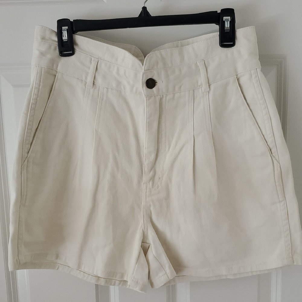 Faherty High Waist Off White Shorts Size L